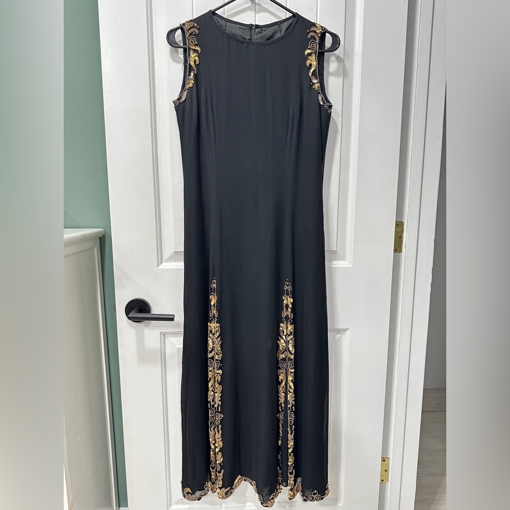 Vintage Elegant Black and Gold Embroidered Dress